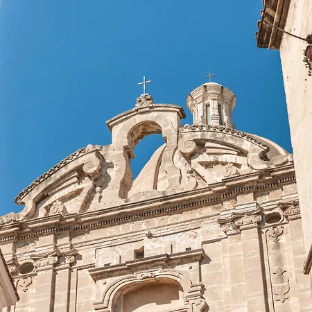 Luxury Santa Teresa Old Town Apartment *