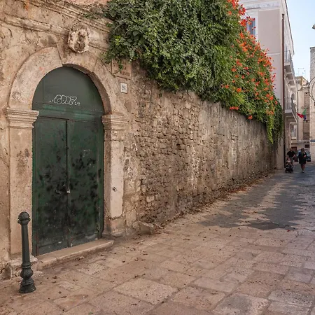 Luxury Santa Teresa Old Town Lägenhet *