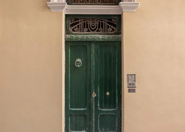 Luxury Santa Teresa Old Town Apartament *